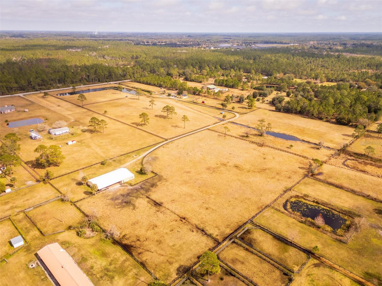 REVEILLE FARMS UNREC - Residential