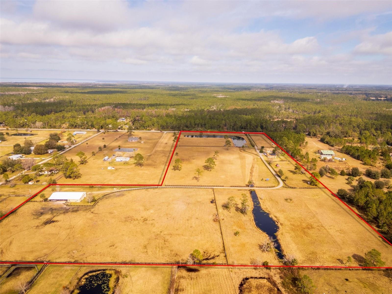 REVEILLE FARMS UNREC - Residential