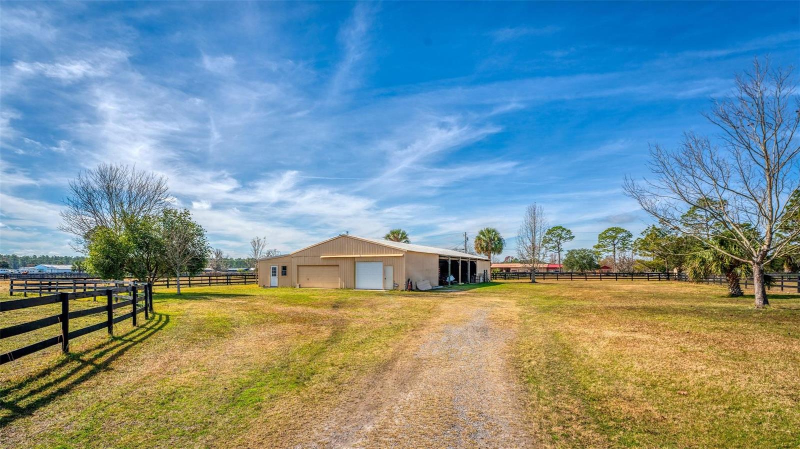 REVEILLE FARMS UNREC - Residential