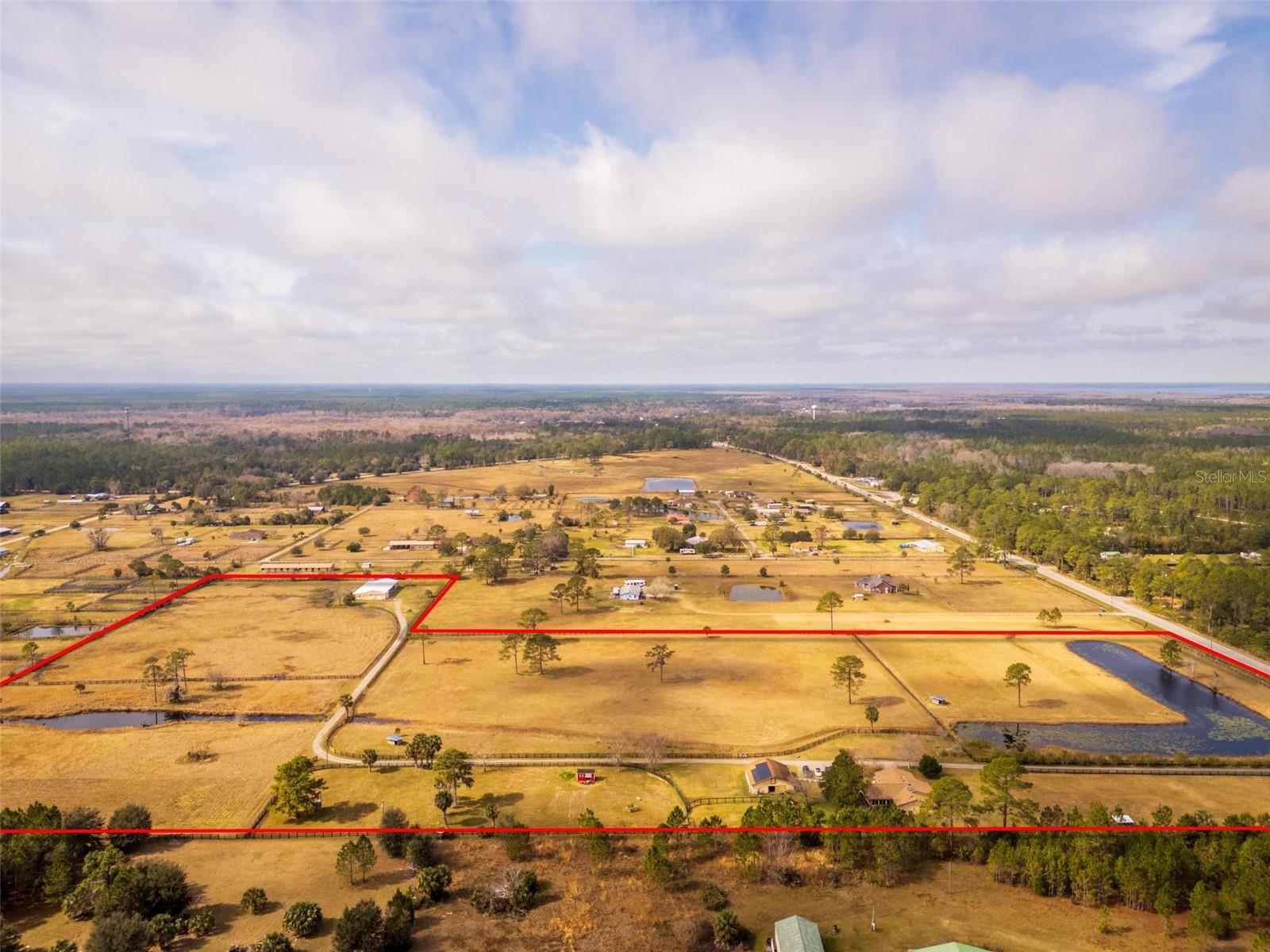 REVEILLE FARMS UNREC - Residential