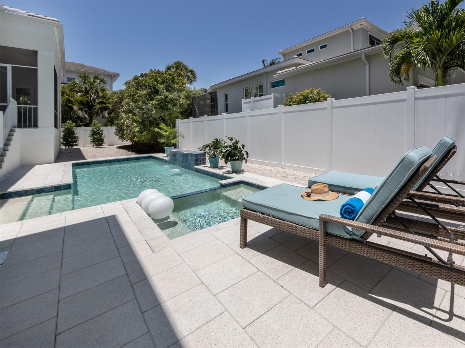 BIRD KEY SUB - Residential