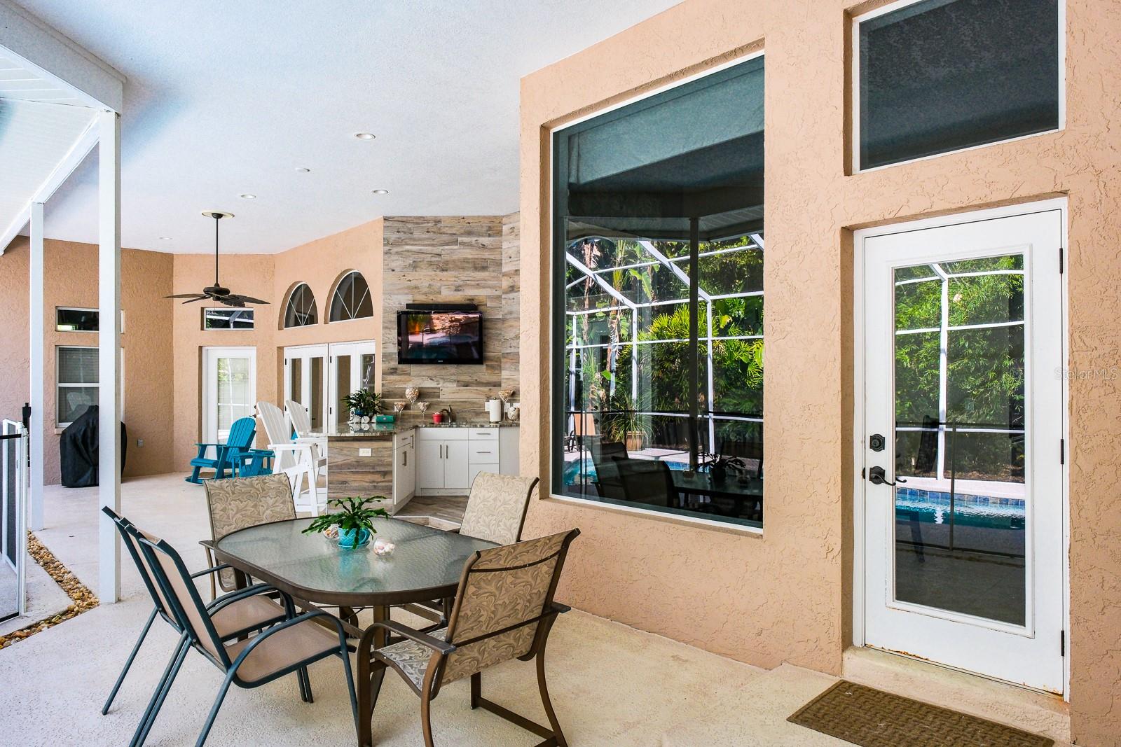 DEERPATH UNIT ONE - Residential