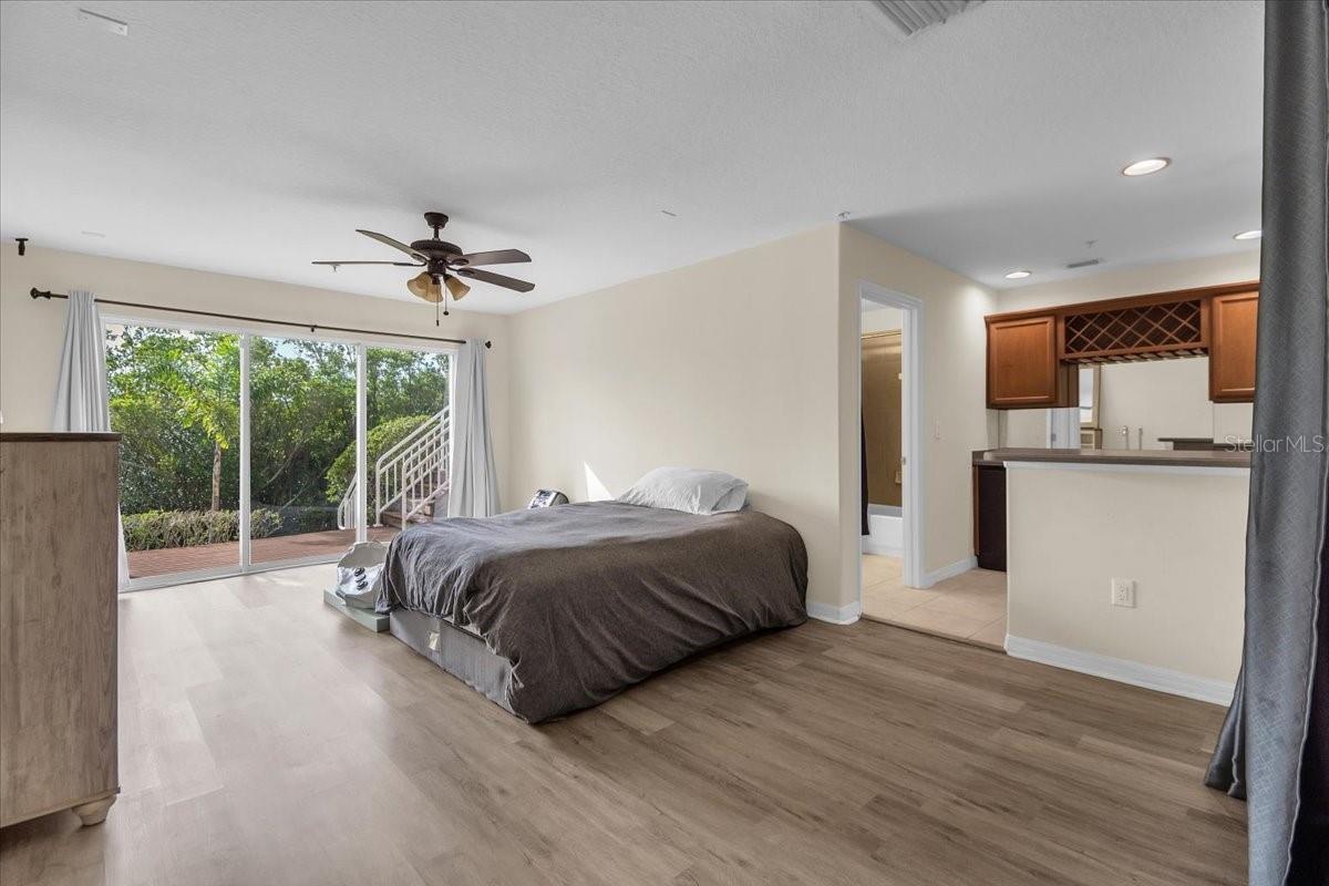 SPINNAKER COVE TWNHMS - Residential