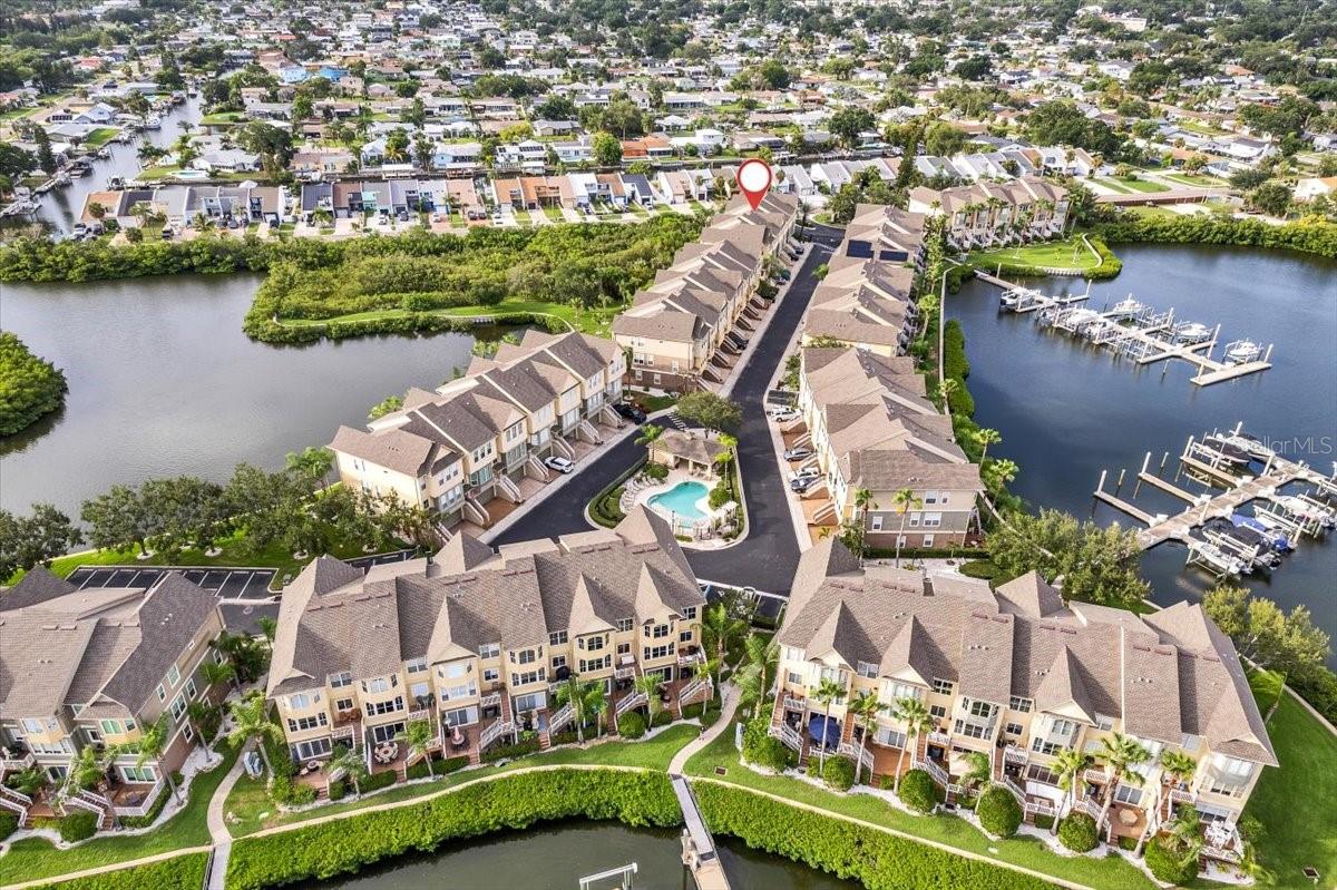SPINNAKER COVE TWNHMS - Residential