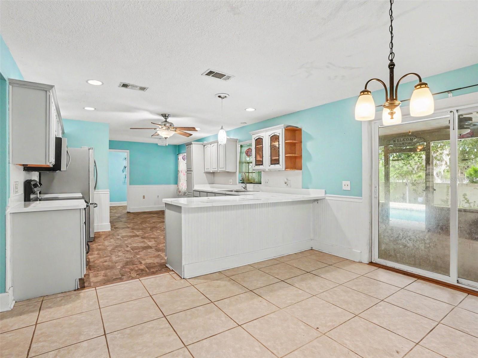 OAKS OF LAKELAND THE - Residential