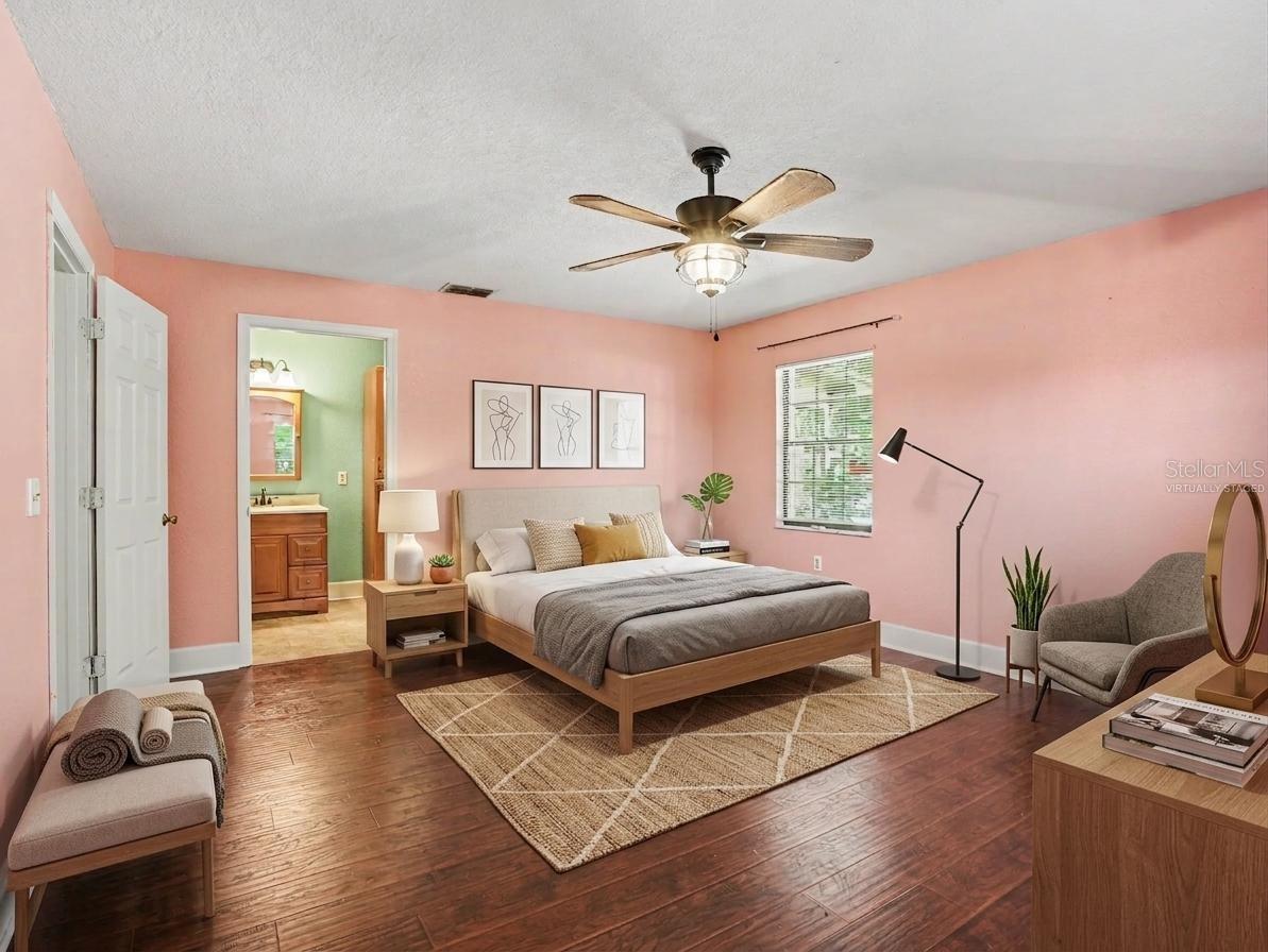 OAKS OF LAKELAND THE - Residential