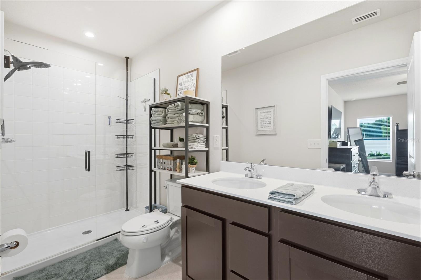 SUNCOAST LANDING PHASE 1 - Residential