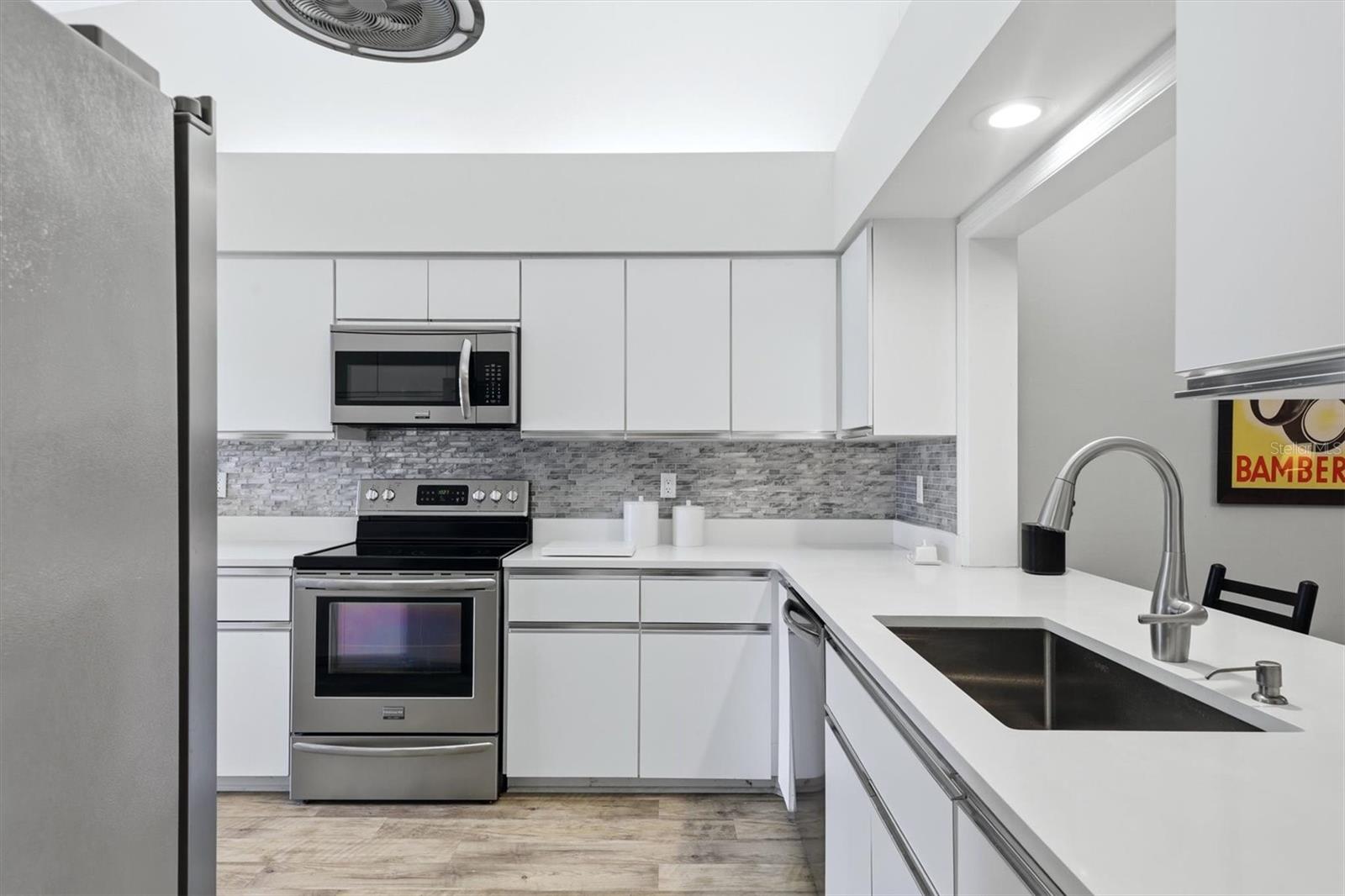 WOODBRIDGE ESTATES - Residential