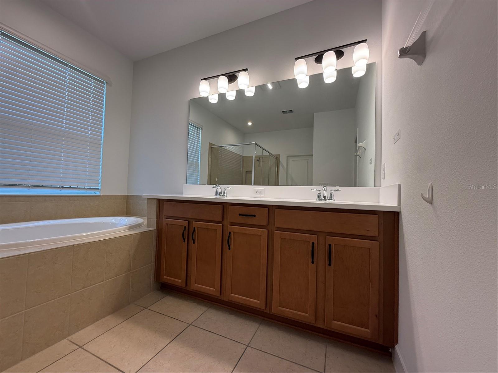 HIGHLAND RANCH/CANYONS PH 7 - Residential Lease