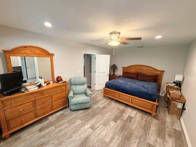 KENILWORTH - Residential