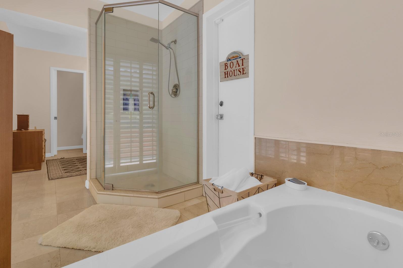 SWEETWATER OAKS - Residential