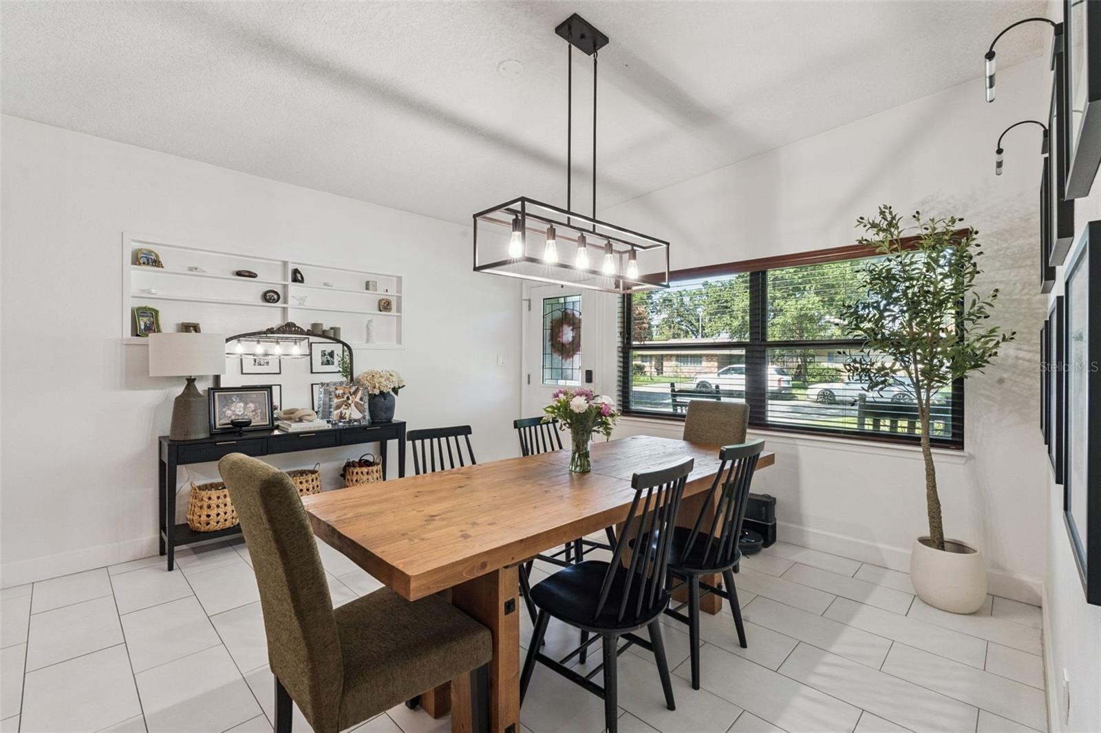 ROBERTA PLACE - Residential