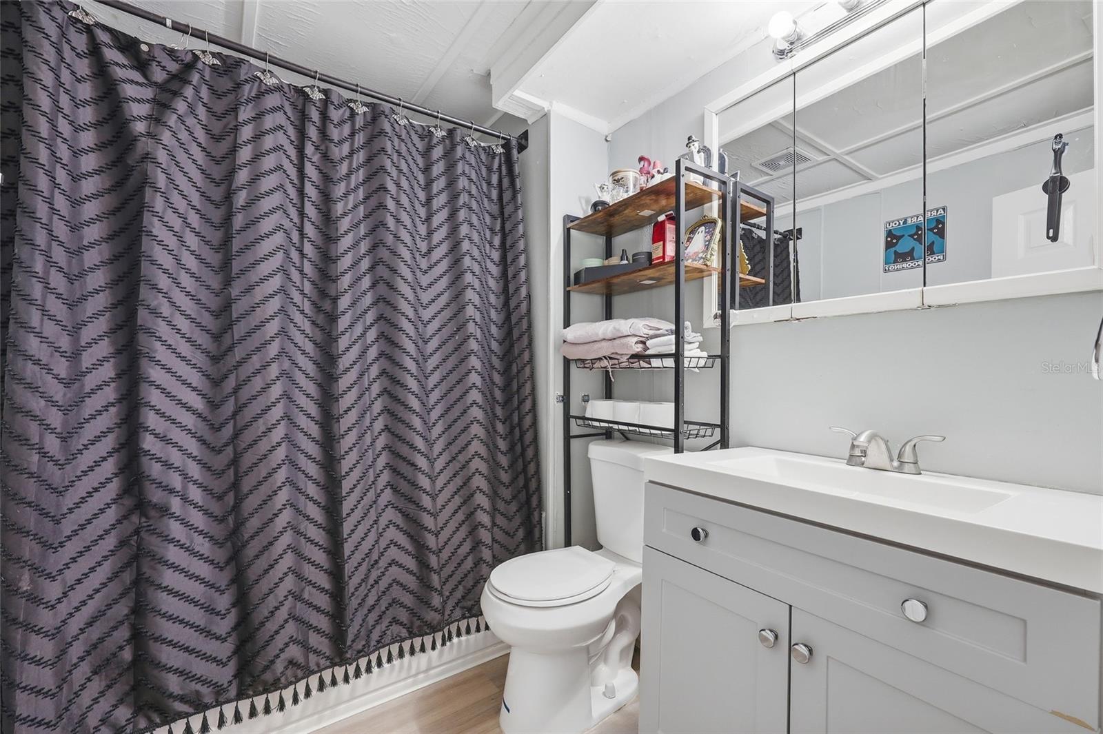 LEESBURG OAK CREST - Residential