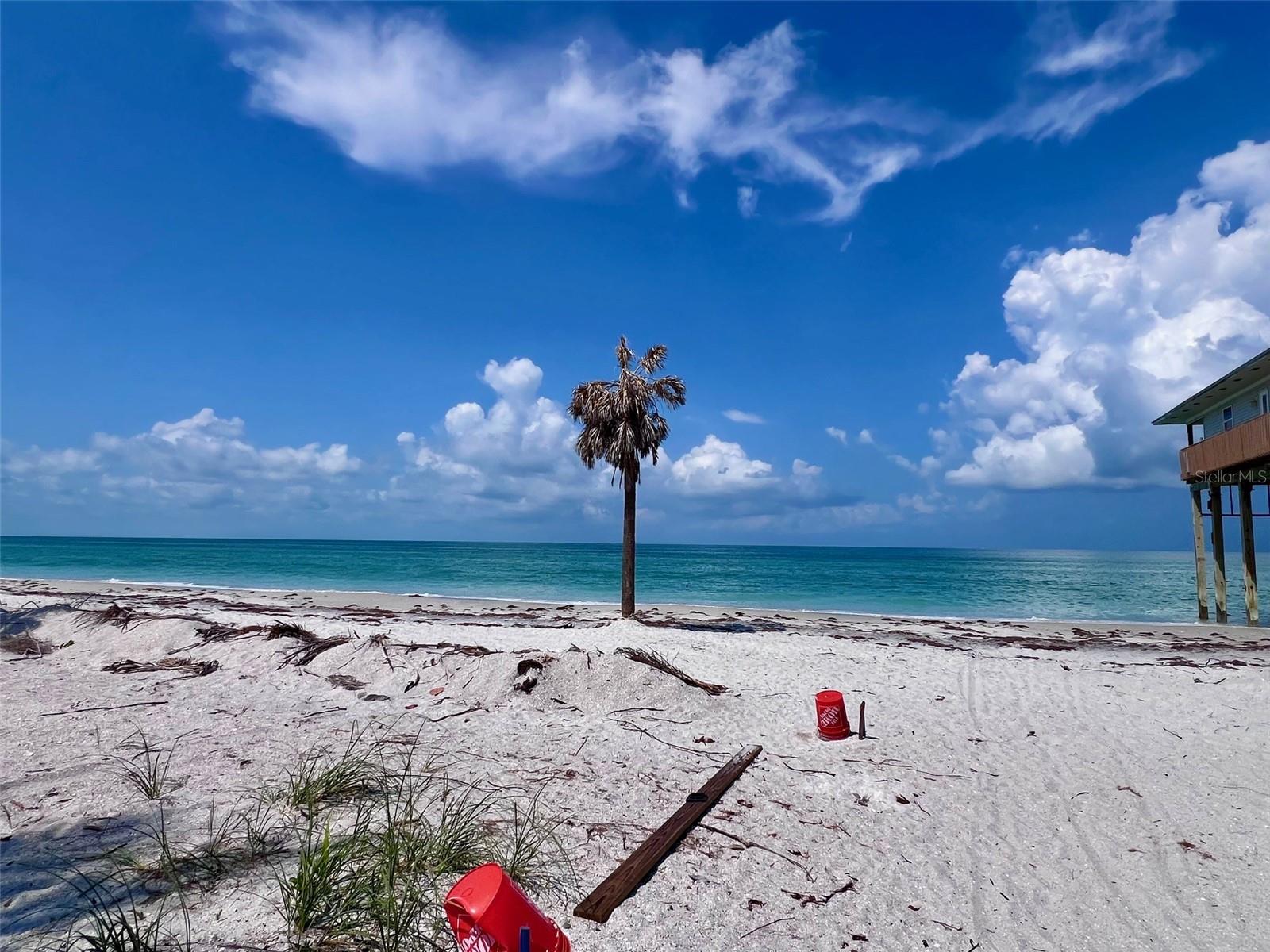 GULF ESTATES - Land