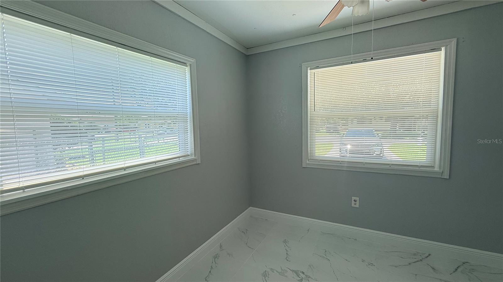 TROPICAL PARK UNIT 01 - Residential Lease