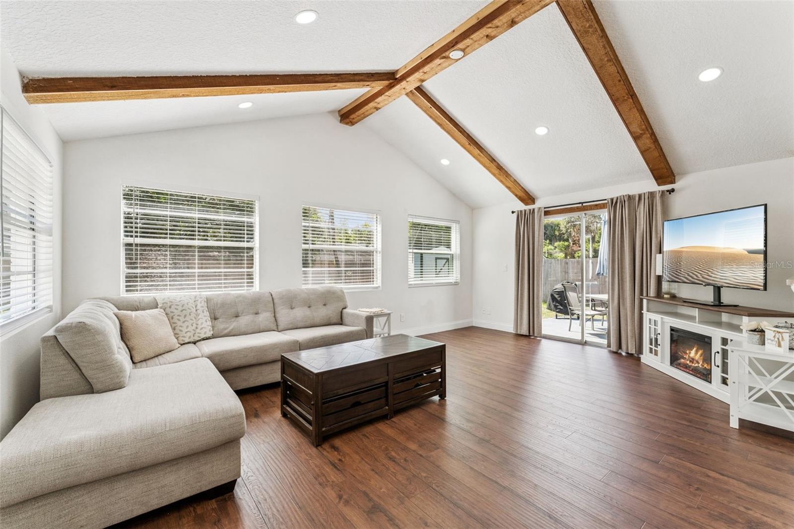 GOLDEN HEIGHTS - Residential