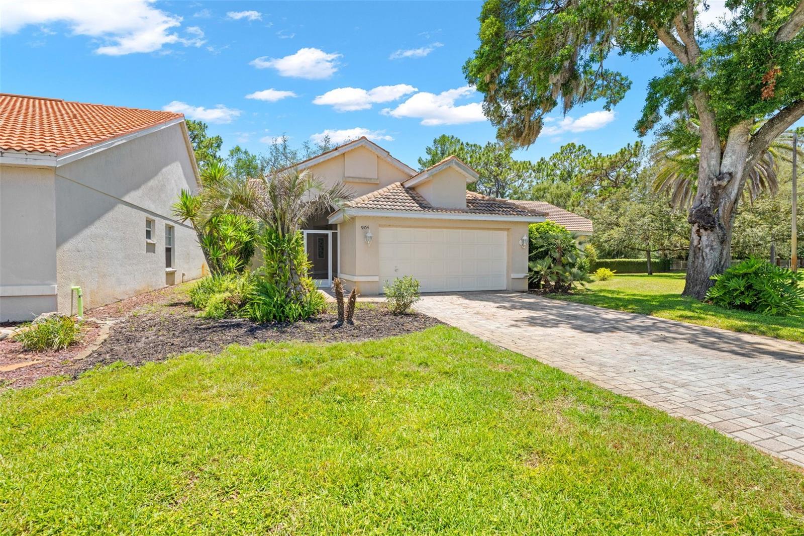 GLEN HILLS VILLAGE - Residential