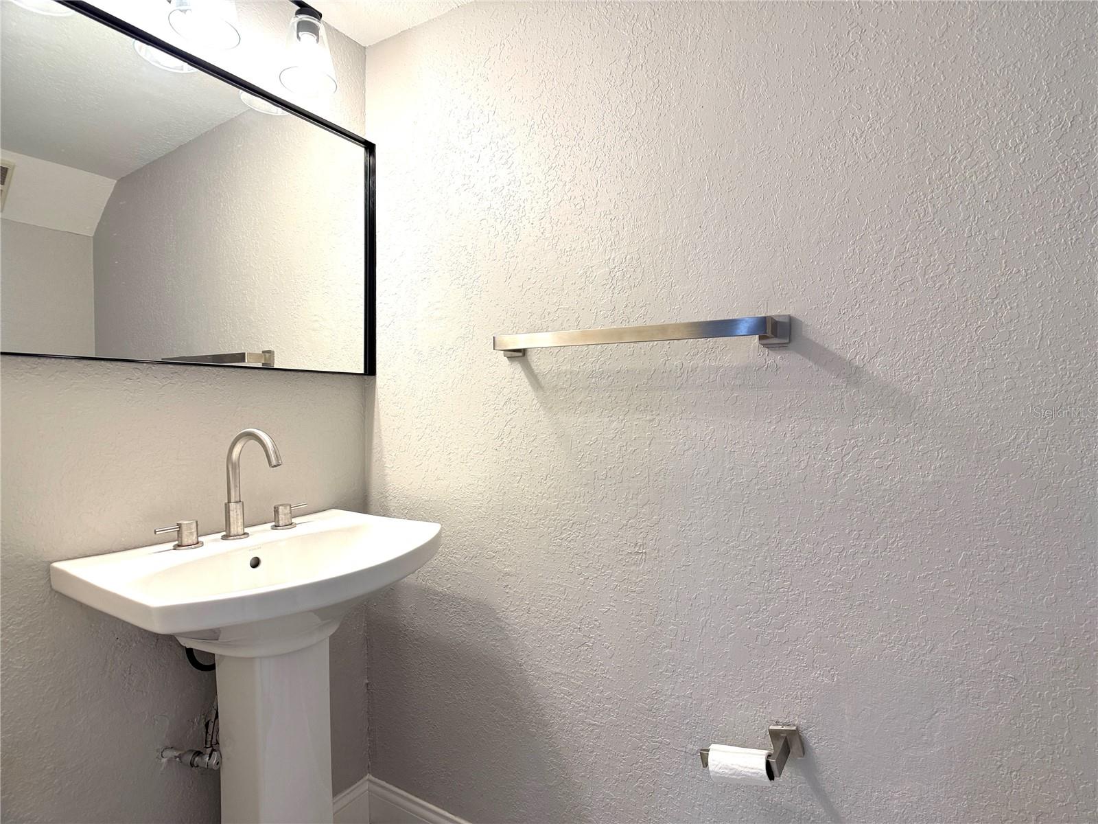 CYPRESS CRK GOLF TOWNHOMES CONDO - Residential Lease