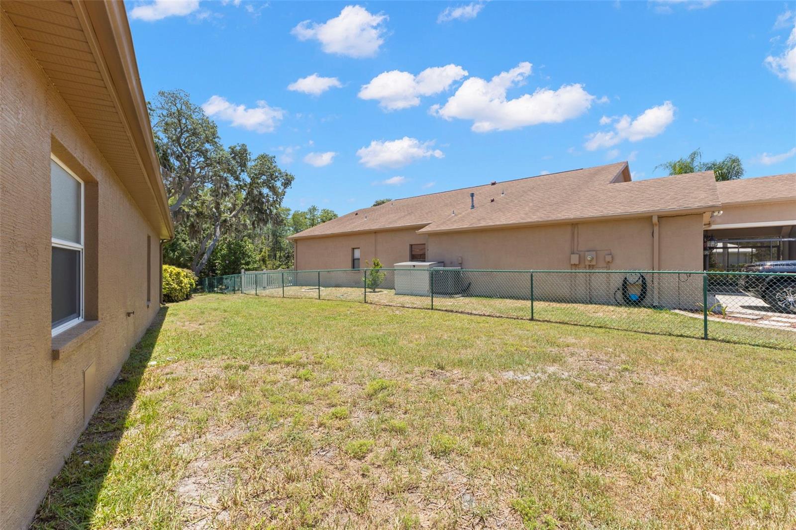 SOUTHERN OAKS - Residential