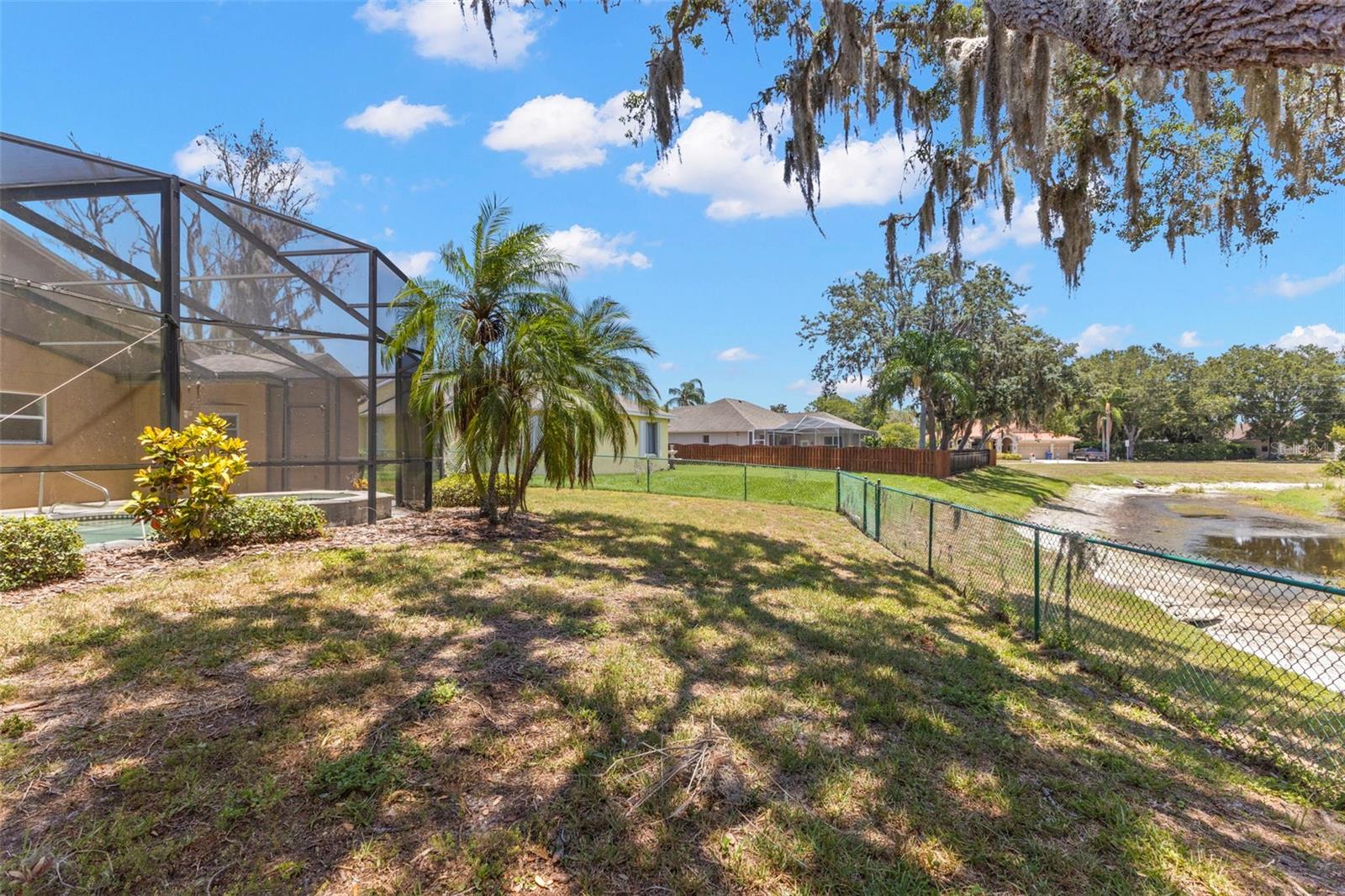 SOUTHERN OAKS - Residential