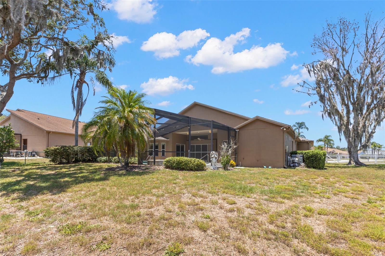 SOUTHERN OAKS - Residential