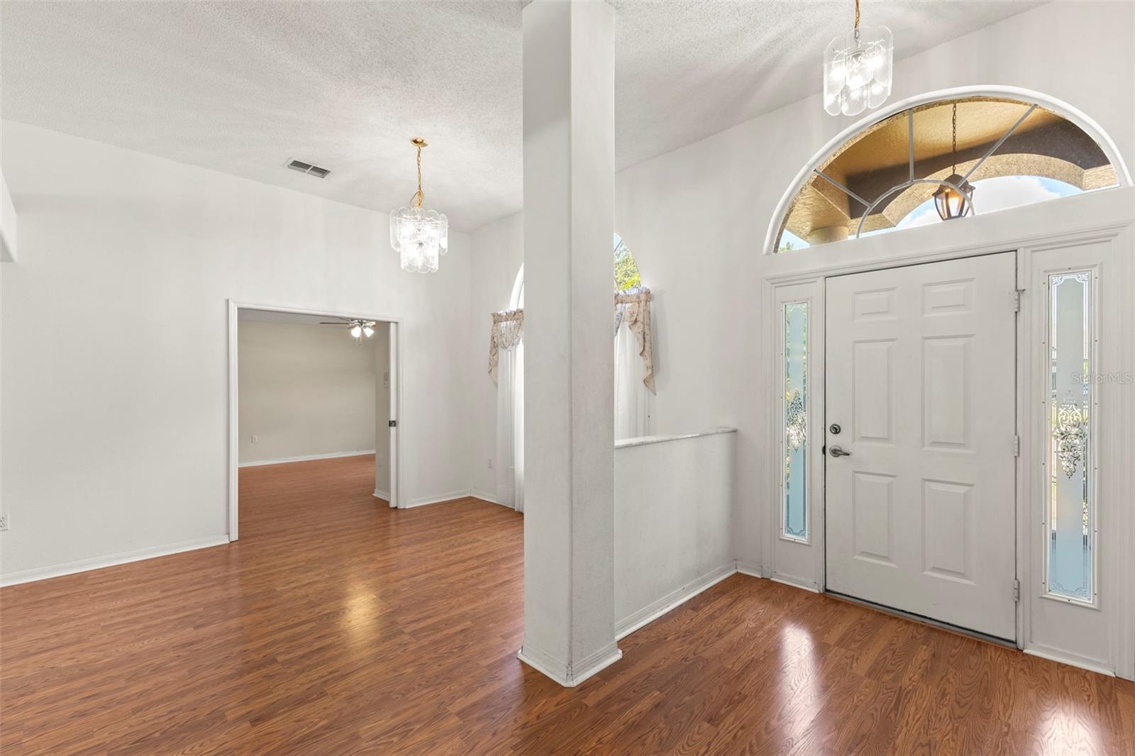 SOUTHERN OAKS - Residential
