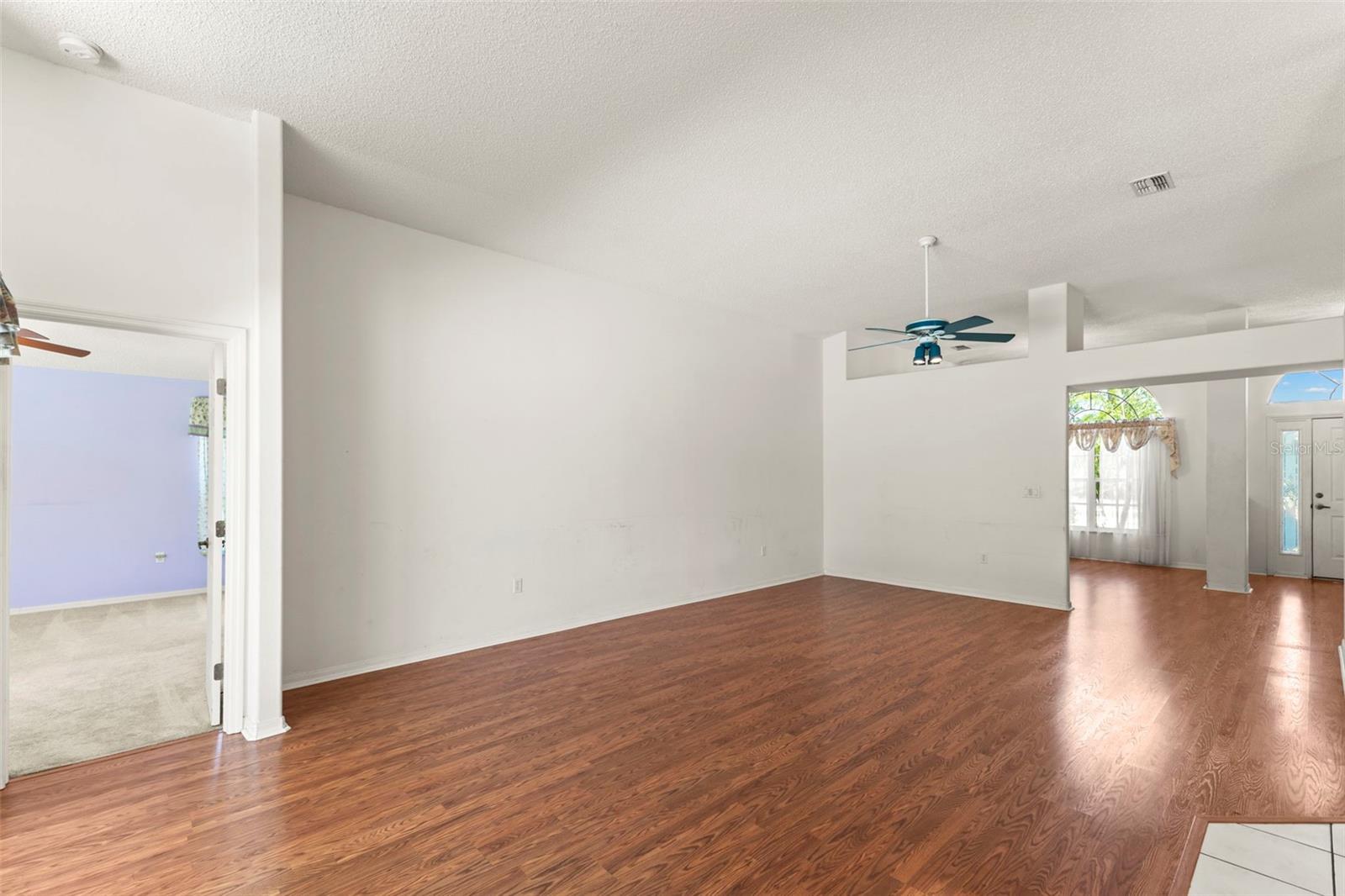 SOUTHERN OAKS - Residential