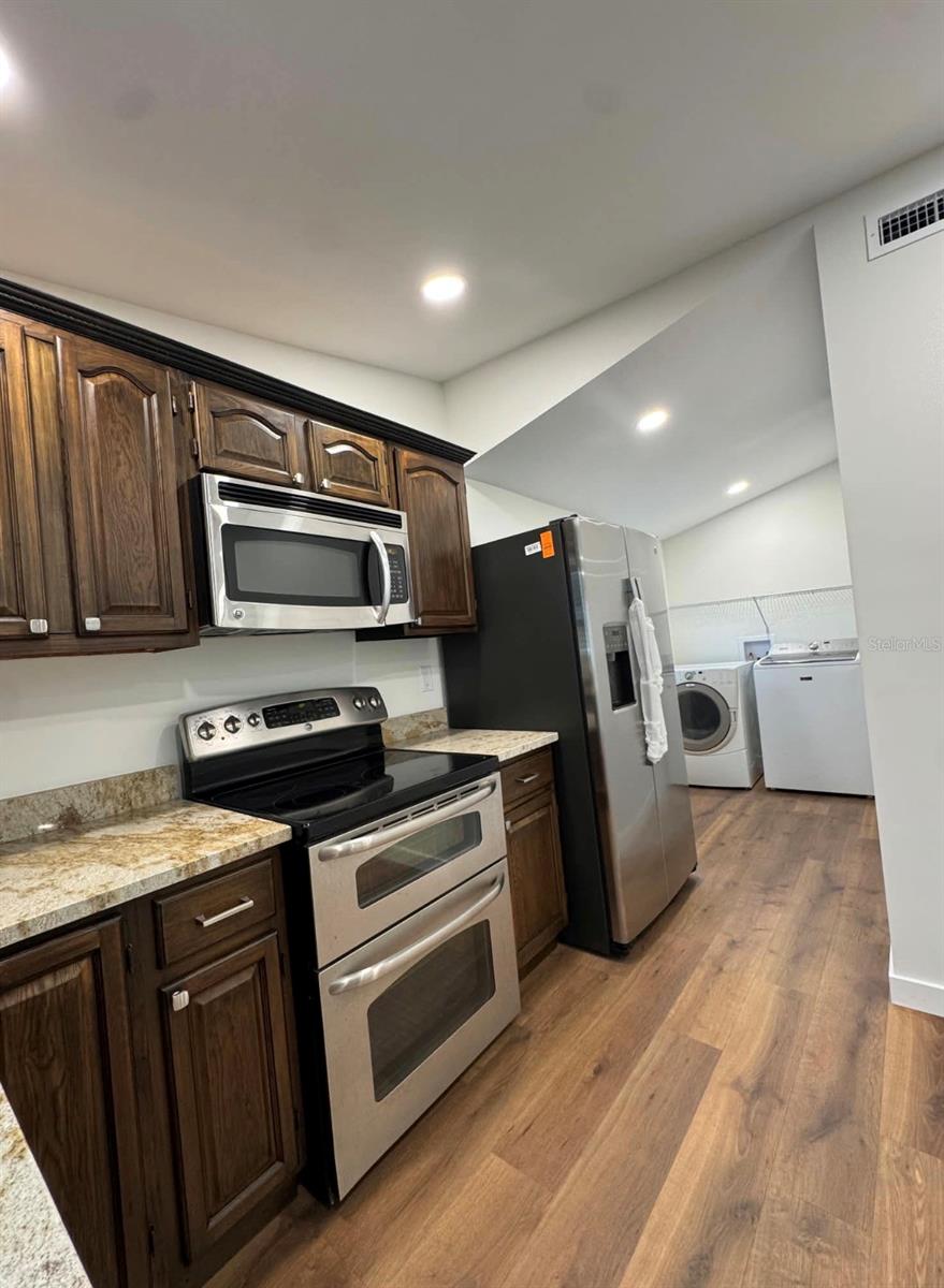 HOPES S E SUB 2 REV - Residential Lease