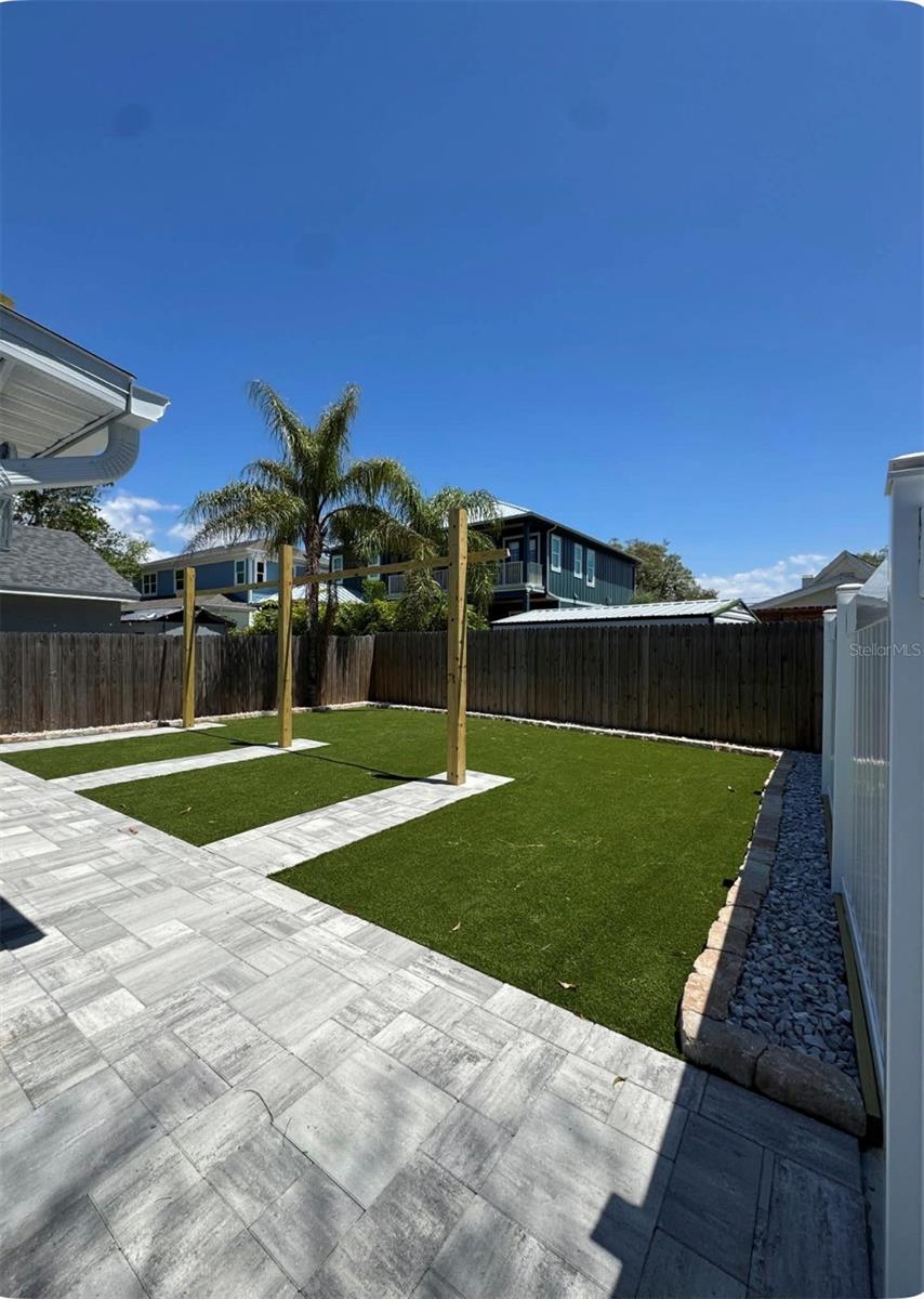 HOPES S E SUB 2 REV - Residential Lease