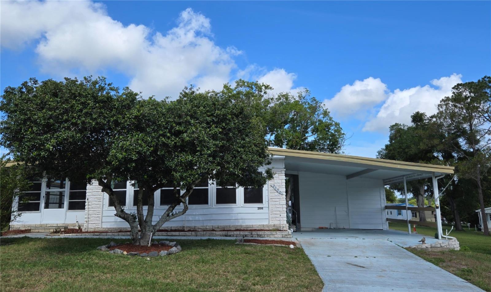 BANBURY VILLAGE CONDO - Residential