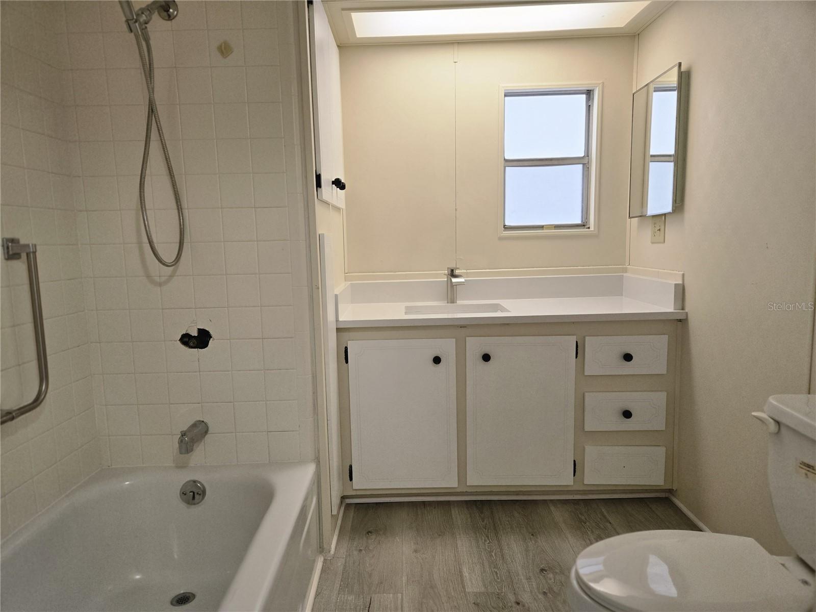 BANBURY VILLAGE CONDO - Residential