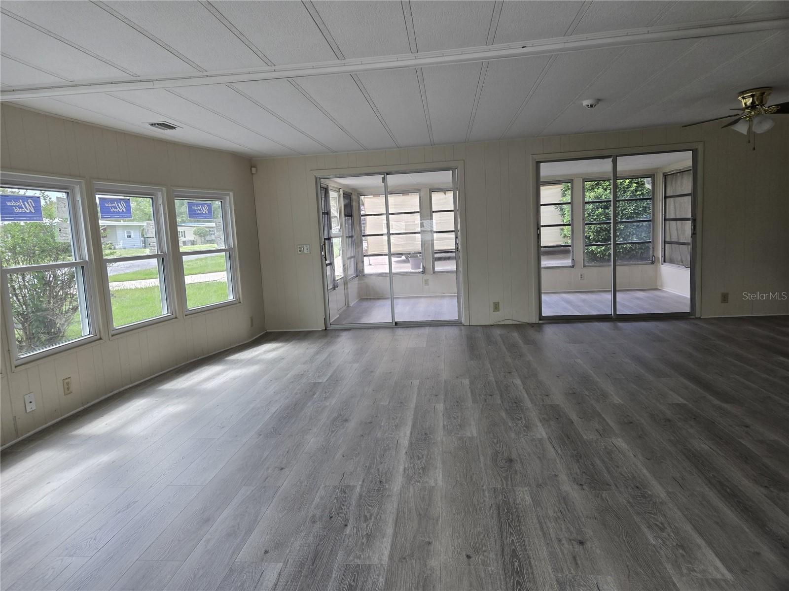 BANBURY VILLAGE CONDO - Residential