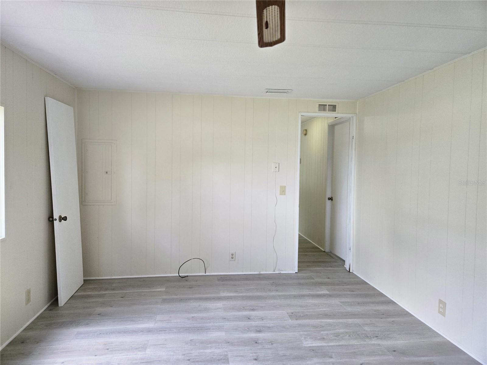BANBURY VILLAGE CONDO - Residential