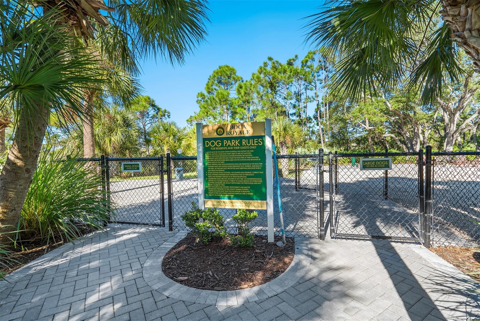 BOCA ROYALE GOLF COURSE - Residential