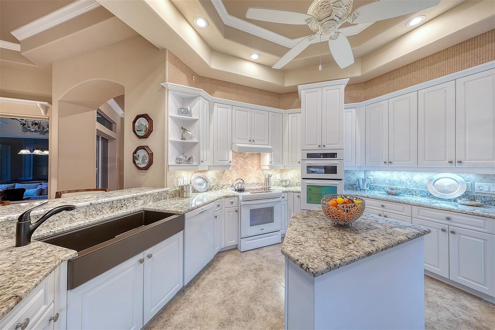BOCA ROYALE GOLF COURSE - Residential