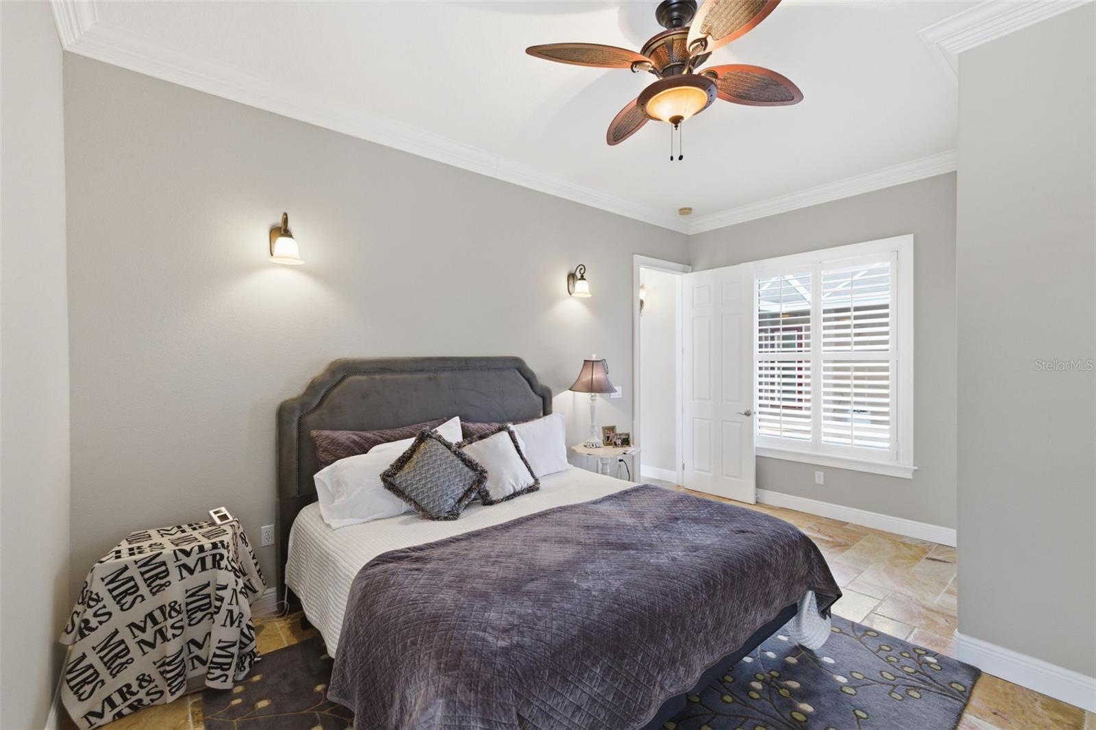 ROYAL HIGHLANDS - Residential