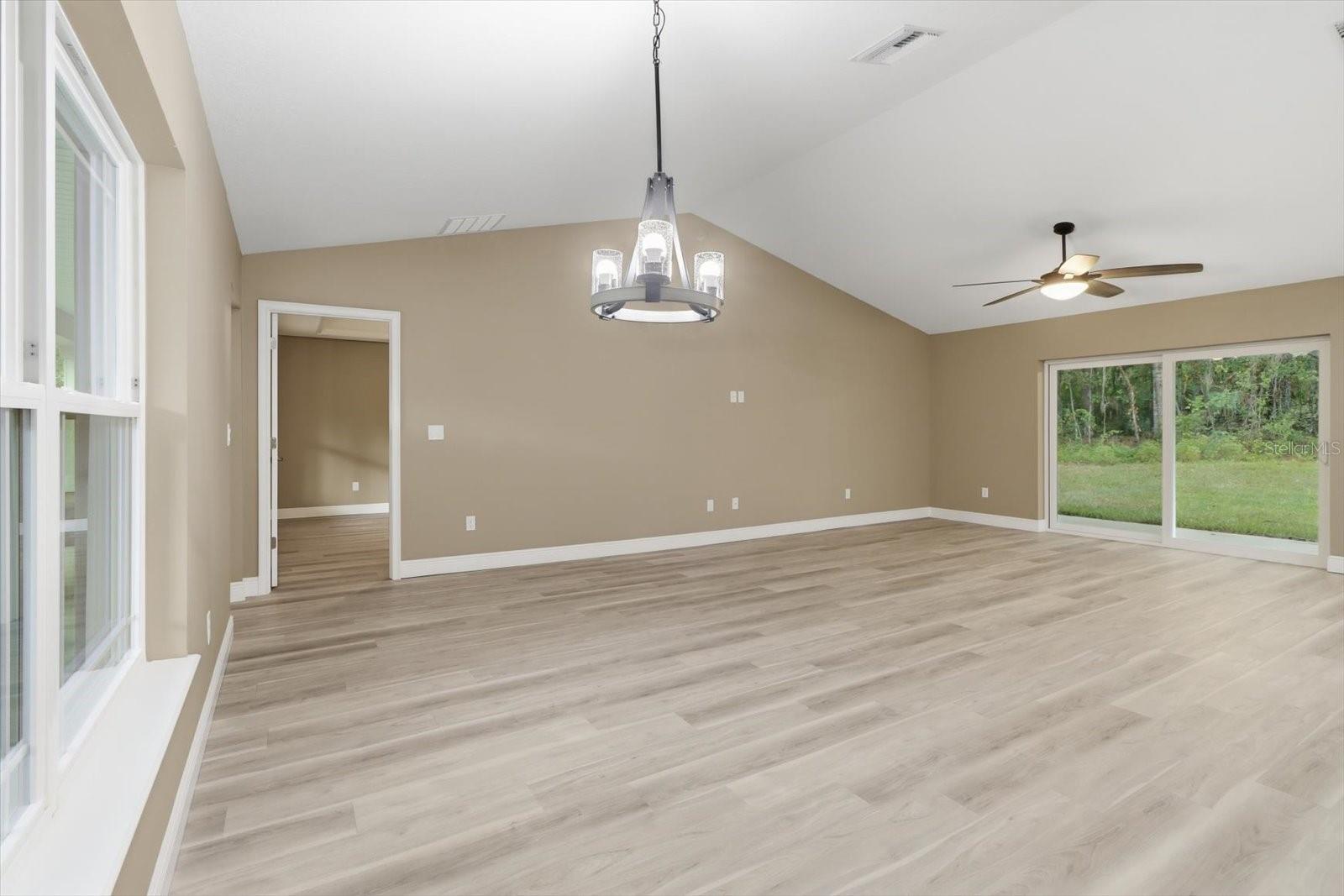 CITRUS SPGS UNIT 05 - Residential
