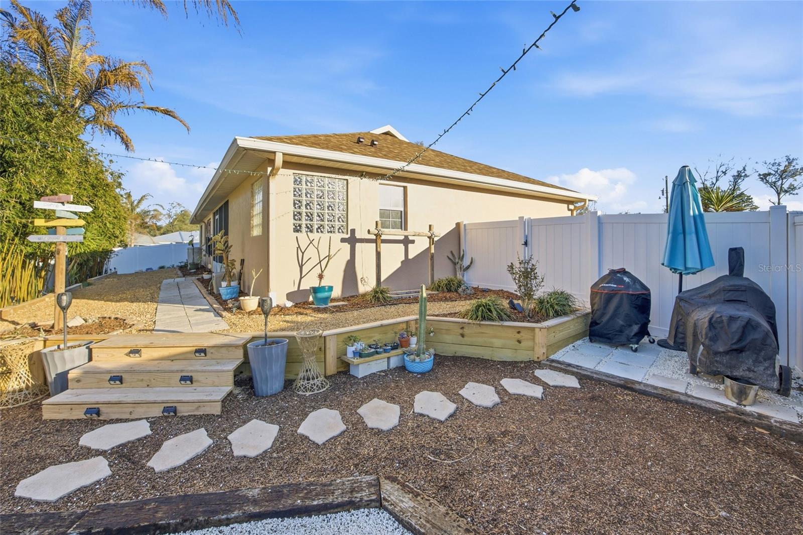 TRAILS EAST - Residential