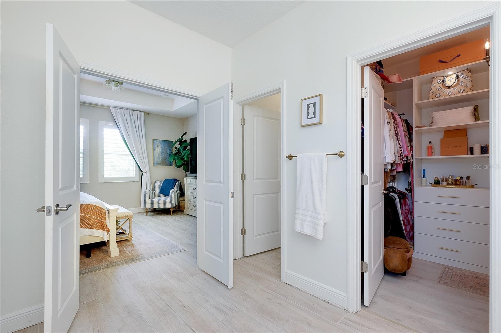 OASIS S/WEST VLGS PH 1 - Residential
