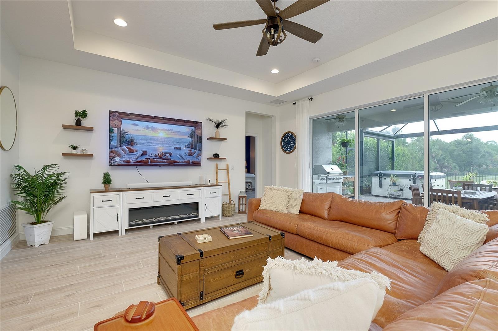 OASIS S/WEST VLGS PH 1 - Residential