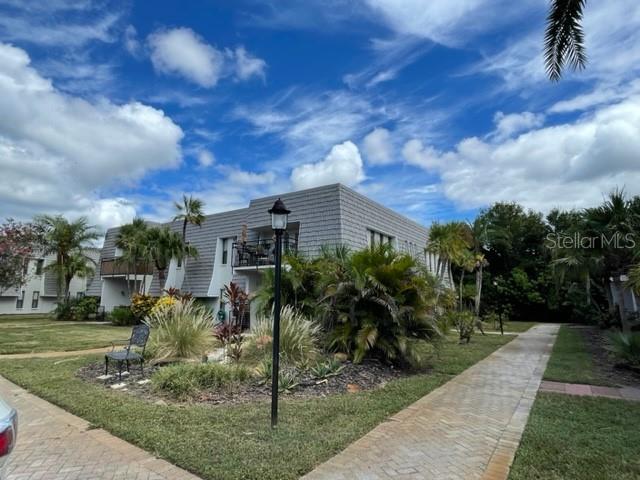 VICTORIA PALMS CONDO - Residential