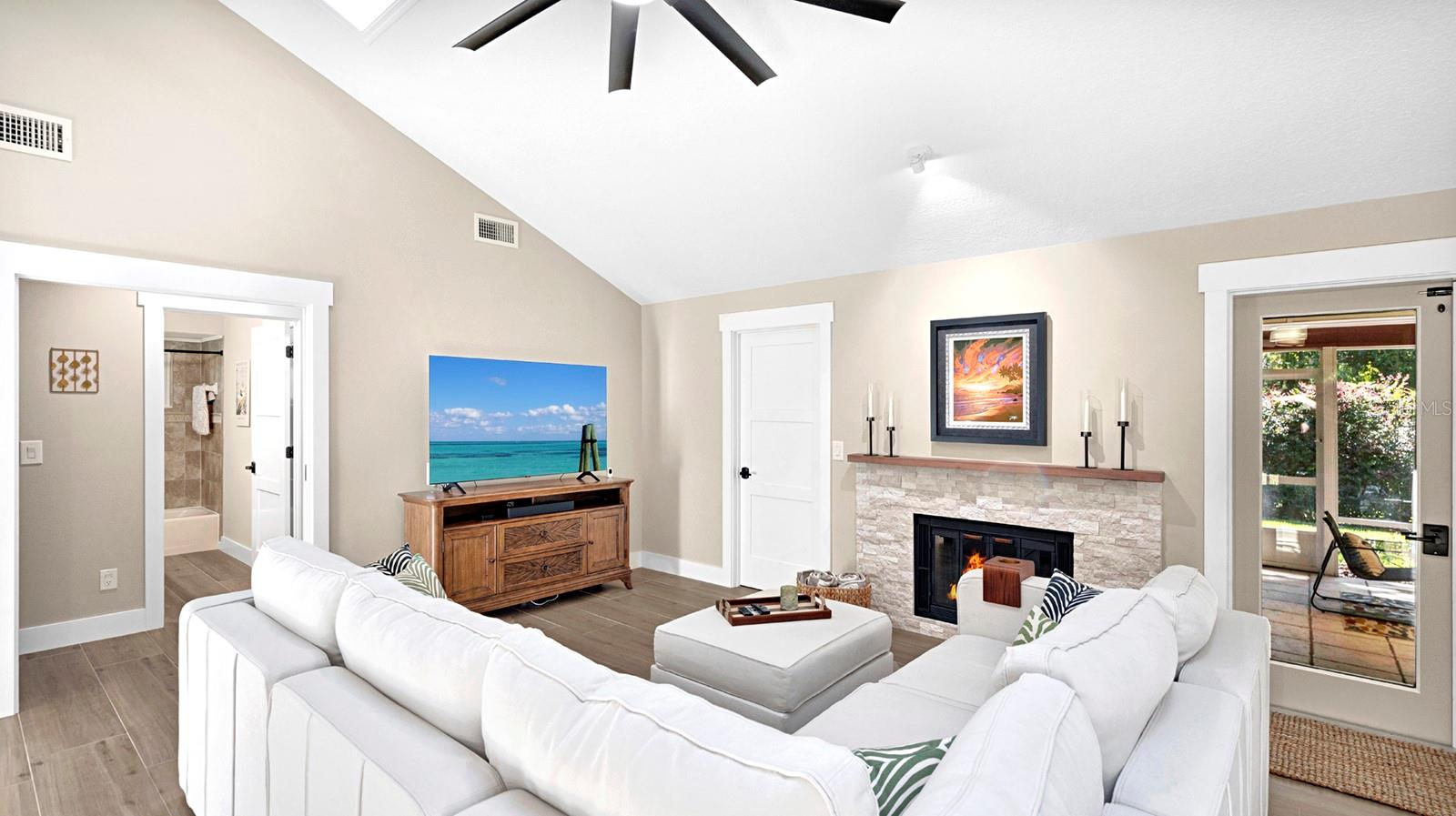 SPRINGS LANDING UNIT 2 - Residential