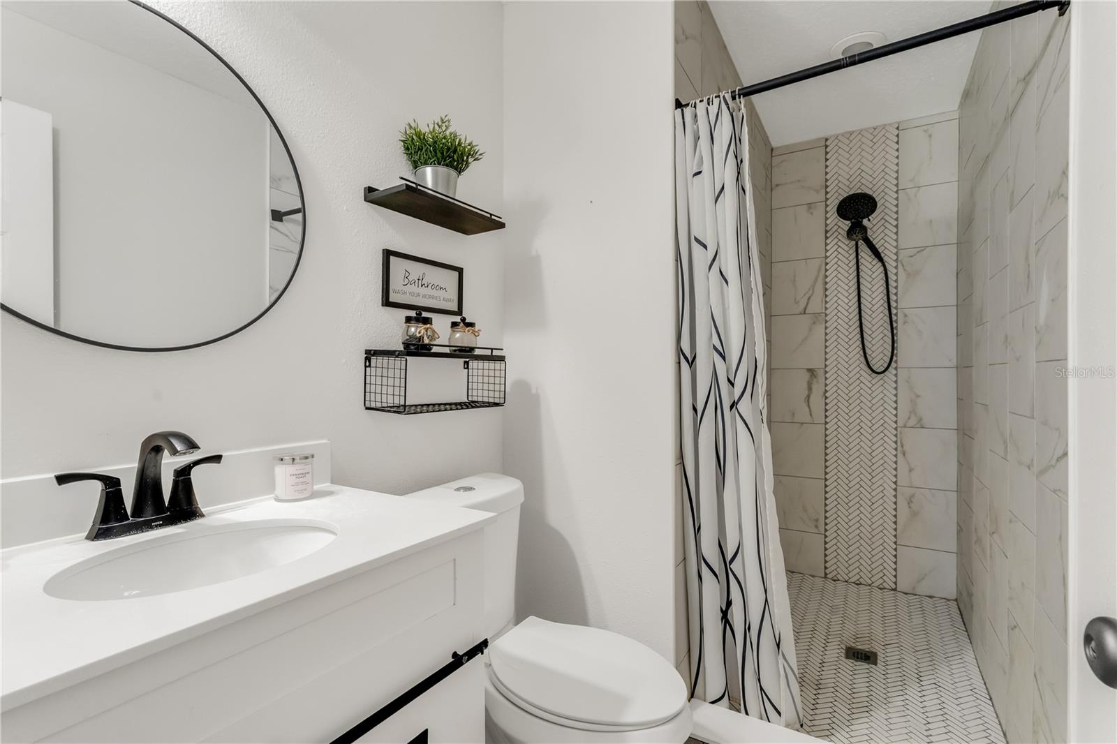 JADE EAST UNIT 2 - Residential