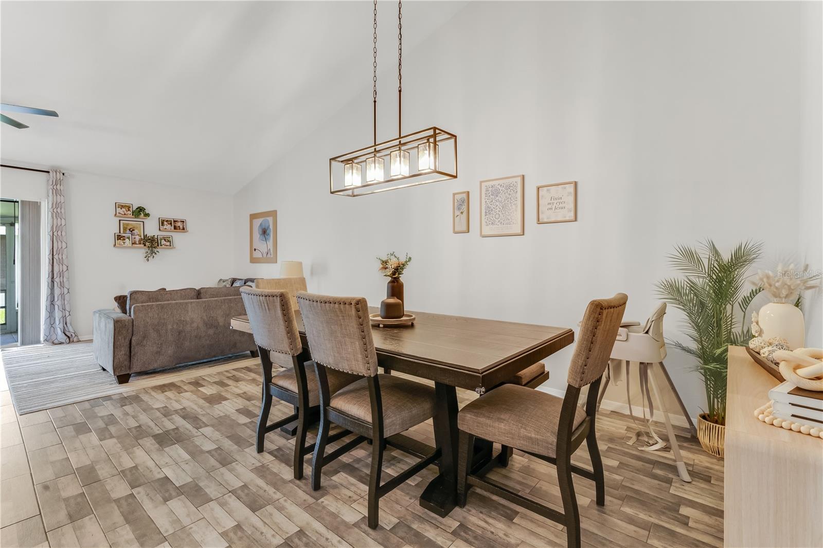 JADE EAST UNIT 2 - Residential