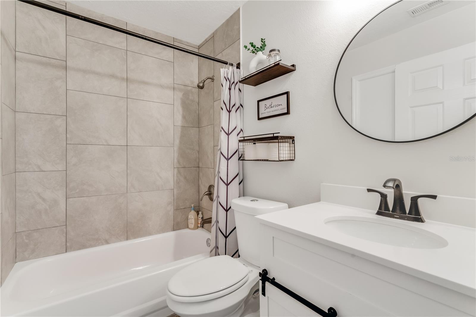 JADE EAST UNIT 2 - Residential