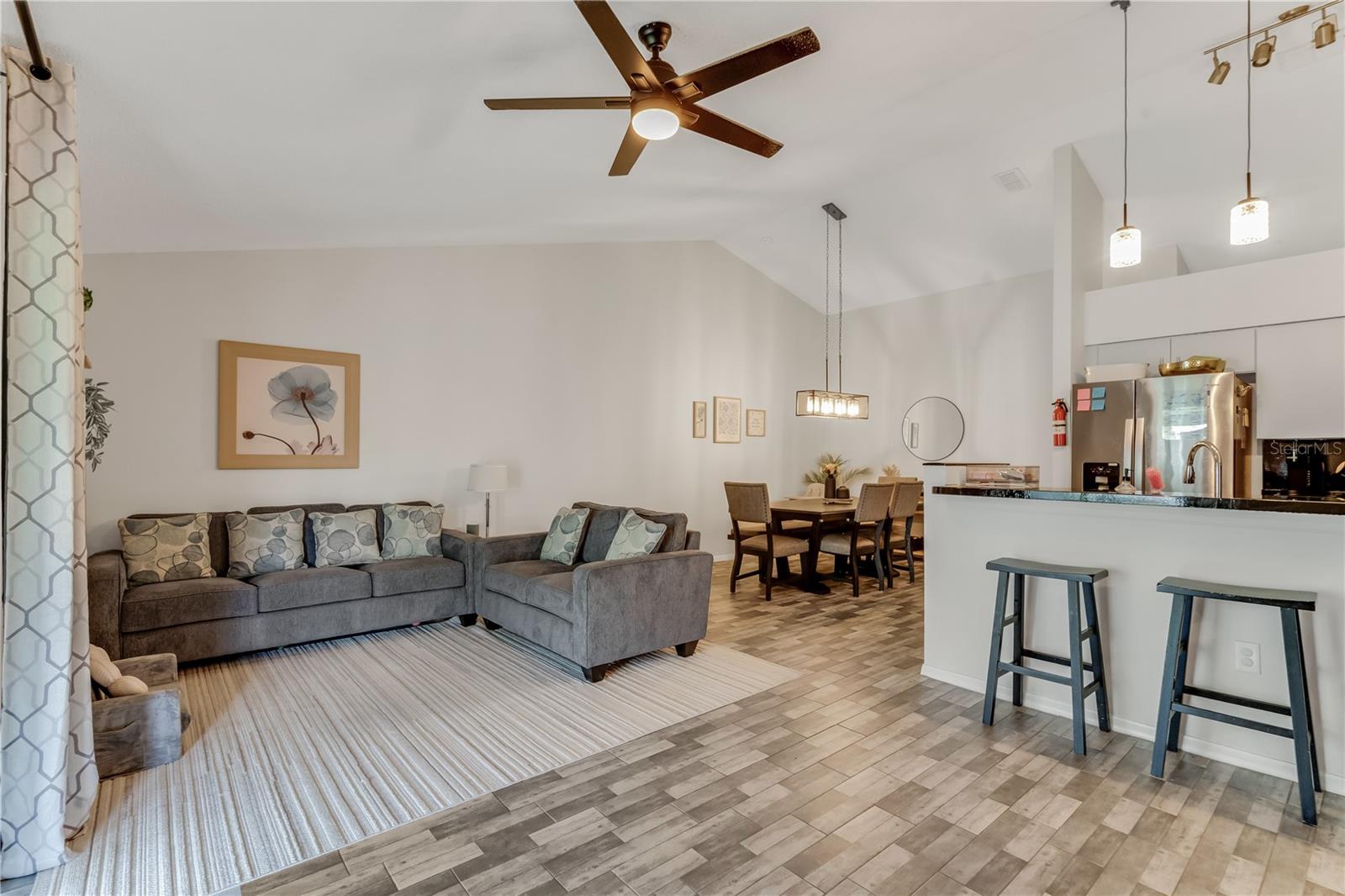JADE EAST UNIT 2 - Residential