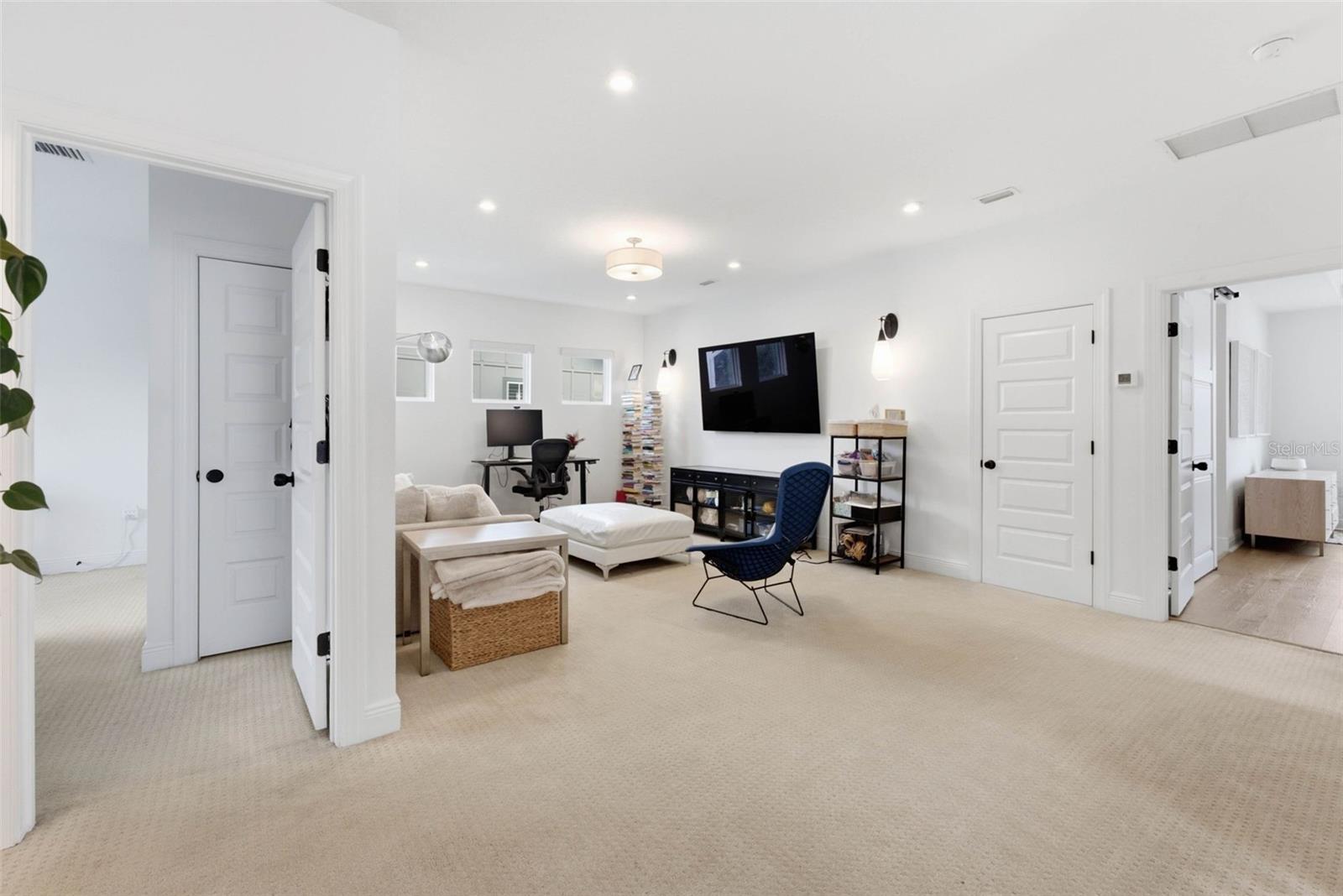 LAUREATE PARK PHASE 10 101/4 LOT 73 - Residential