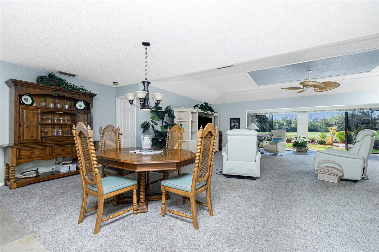 KINGSWAY GOLF VILLAS FIRST ADD - Residential