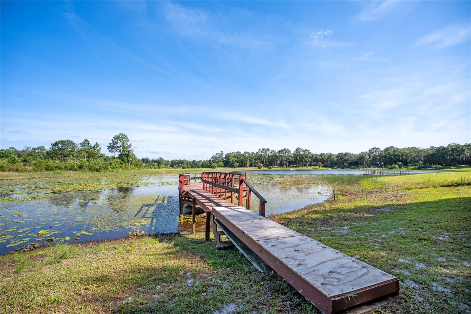 WOODS & LAKES - Residential