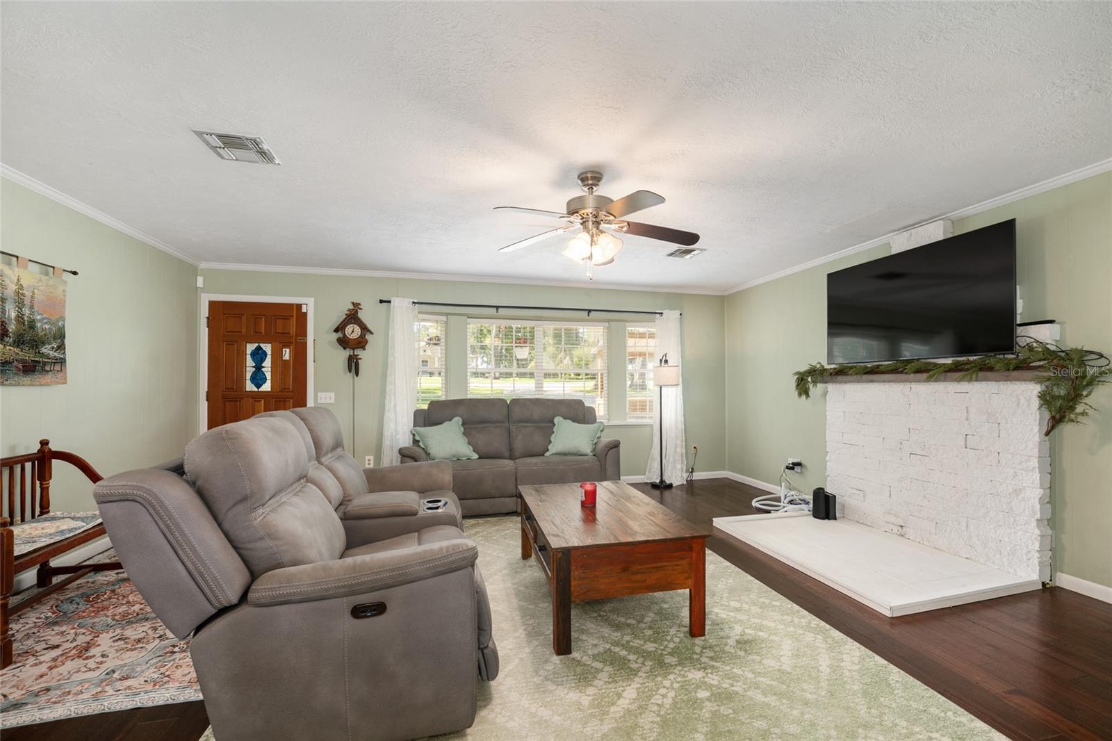 WOODS & LAKES - Residential